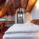Hotel Roma 3*