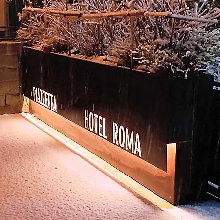 מלון Roma 3*