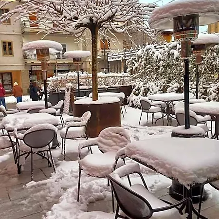 מלון Roma 3*