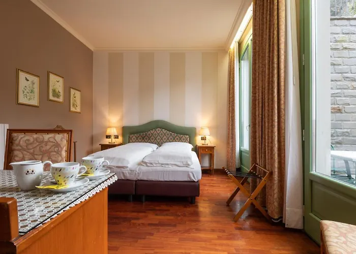 Roma Hotel 3*